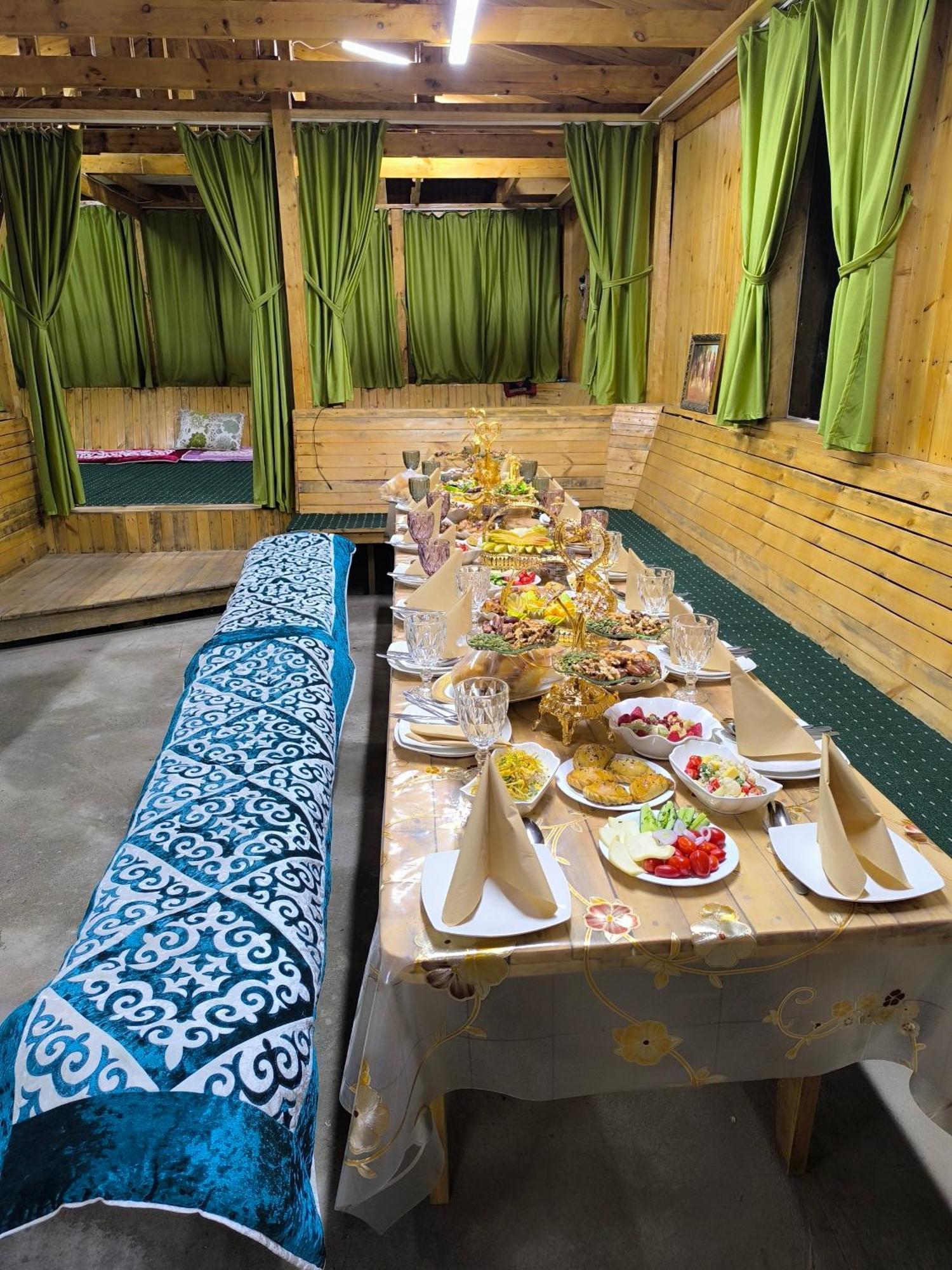 Kolsay Aisha Hotel Saty Ngoại thất bức ảnh
